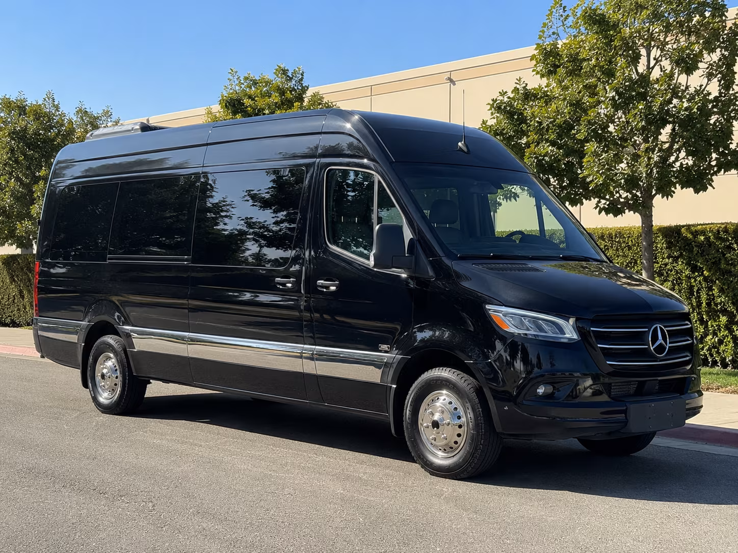 find the perfect transportation for your next wine tour 4